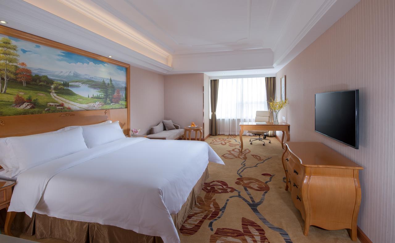 Vienna Hotel Xi'An Railway Station Kültér fotó
