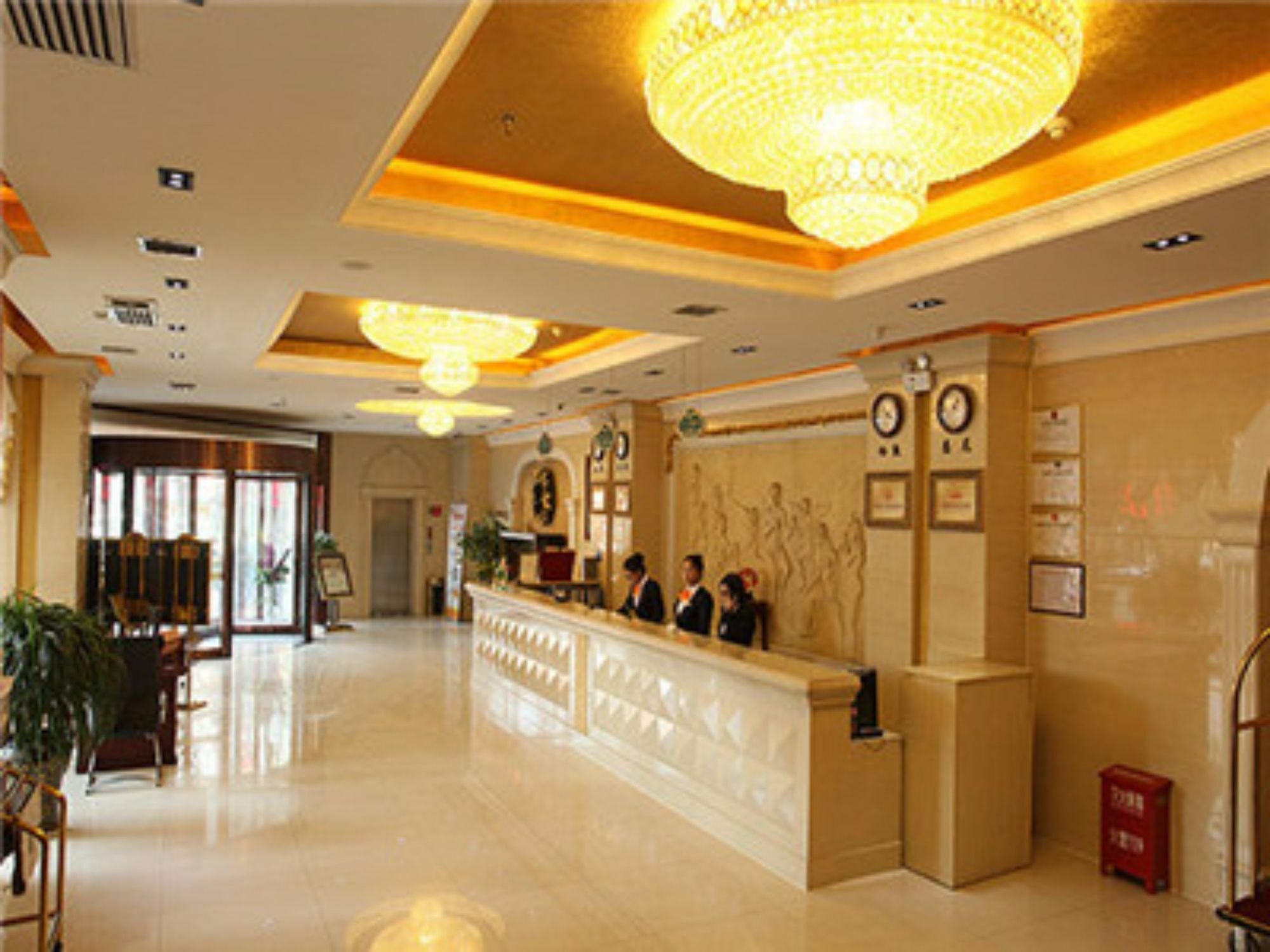 Vienna Hotel Xi'An Railway Station Kültér fotó